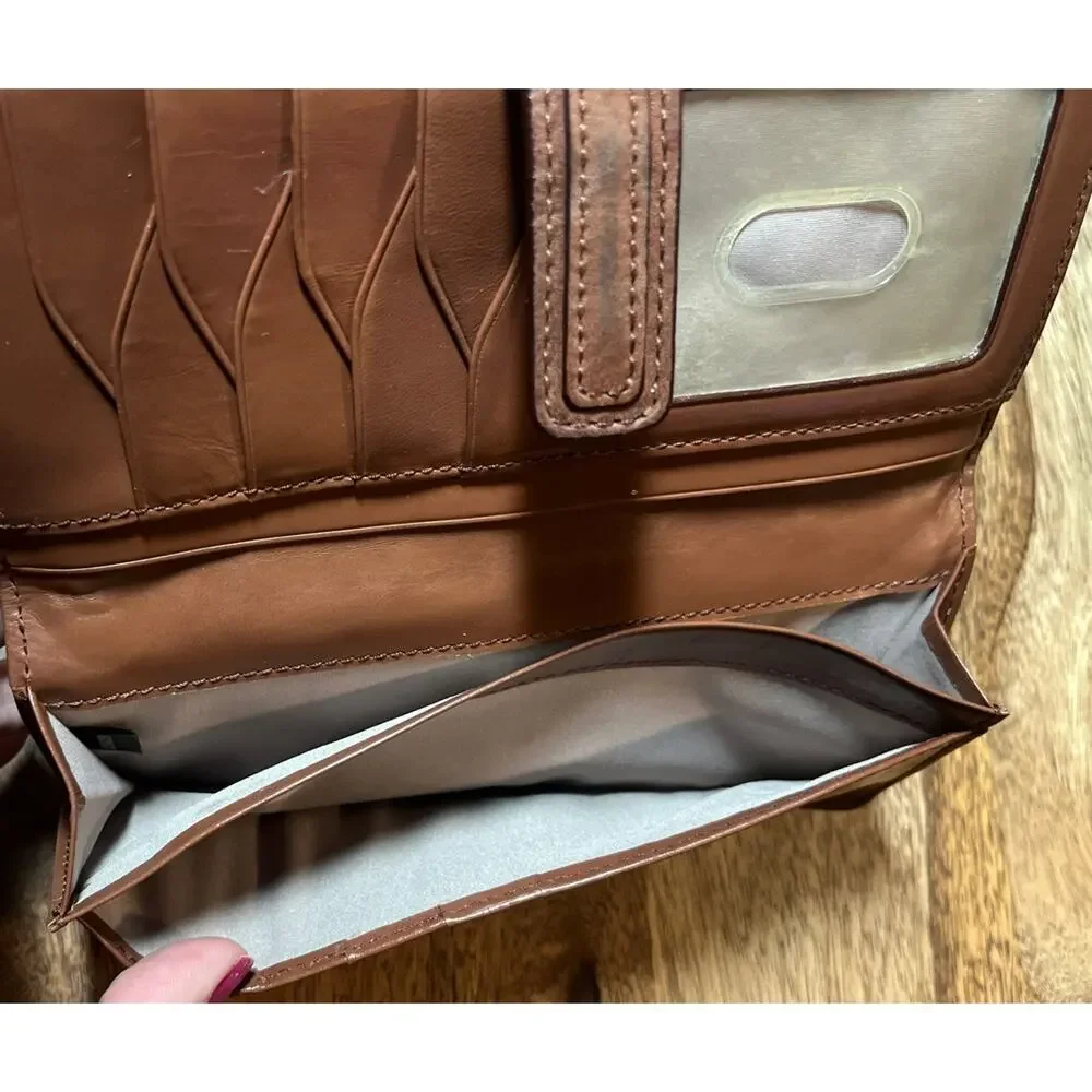 COLE HAAN Vintage Continental Brown Leather Wallet Stud Accent Multi Pocket